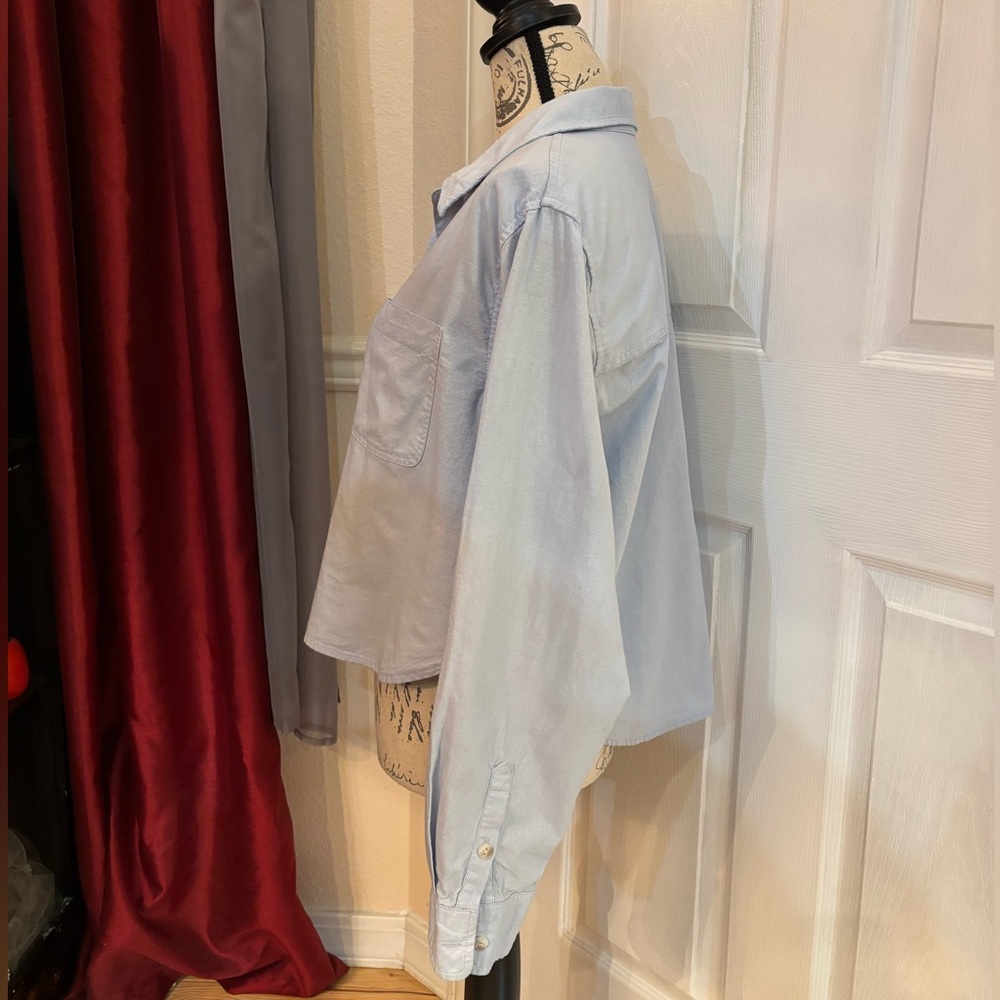 Universal Thread Cropped Fit Button Down Long Sle… - image 3